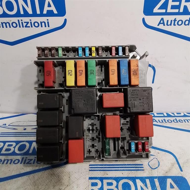 CENTRALINA PORTAFUSIBILI ESTERNA USATO FIAT QUBO (2008)