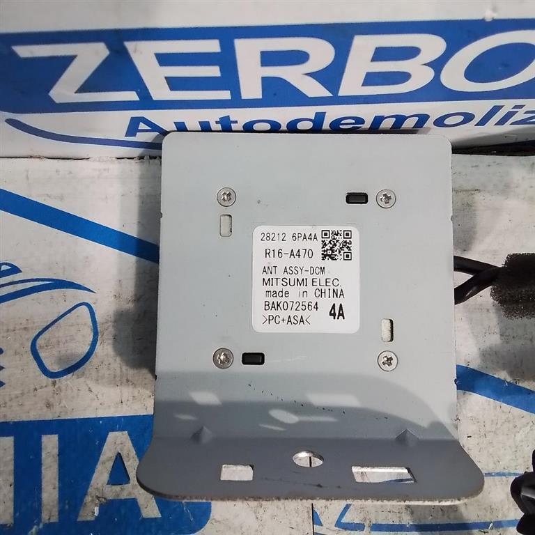 ANTENNA GPS USATO NISSAN JUKE «II» (2019) - immagine 2