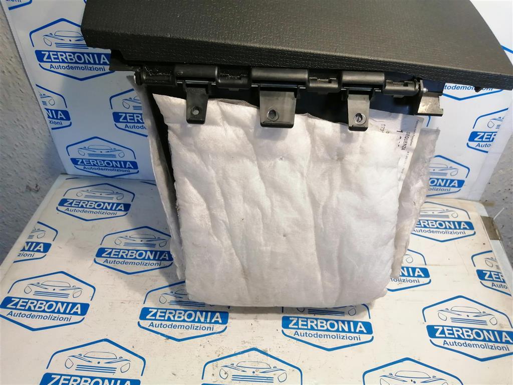 BOX PORTAOGGETTI USATO DAL 2012 FIAT PANDA «III» (2012) - immagine 4