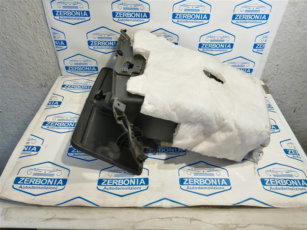 BOX PORTAOGGETTI USATO DAL 2012 FIAT PANDA «III» (2012) - immagine 6