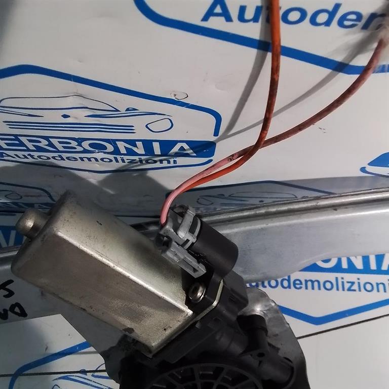 ALZACRISTALLO PORTA ANT. DX. USATO DAL 2009 AL 2012 DACIA SANDERO «I» (2008) - immagine 5