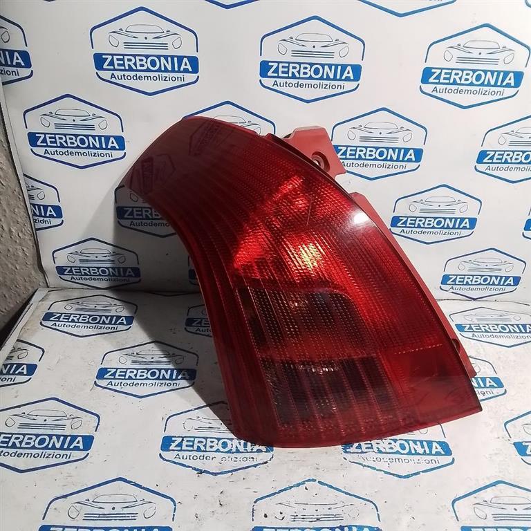 FANALE POST. SX. USATO DAL 2005 AL 2011 SUZUKI SWIFT «IV» (2005) - immagine 6