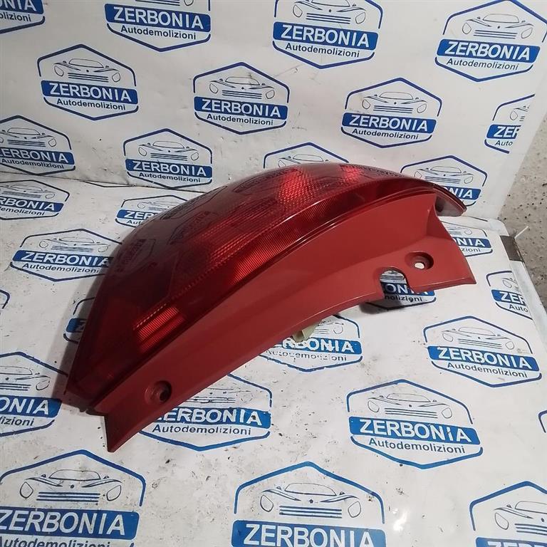FANALE POST. SX. USATO DAL 2005 AL 2011 SUZUKI SWIFT «IV» (2005) - immagine 4