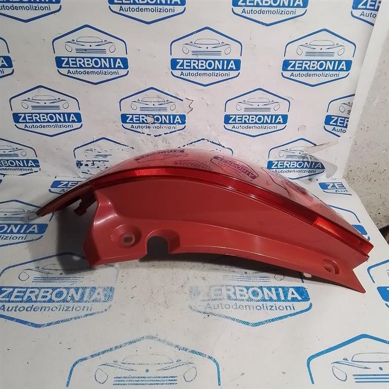 FANALE POST. DX. USATO DAL 2006 AL 2011 SUZUKI SWIFT «IV» (2005) - immagine 5