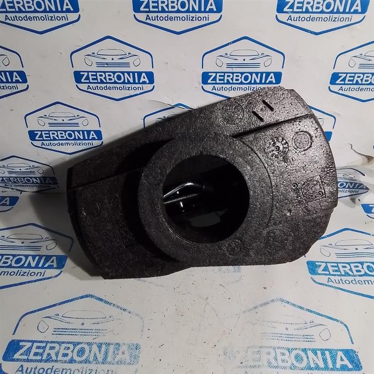 KIT ATTREZZI RUOTA DI SCORTA USATO VOLKSWAGEN UP (2016) - immagine 5