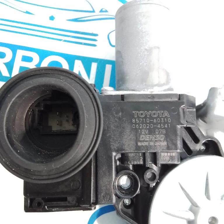 ALZACRISTALLO PORTA ANT. DX. USATO TOYOTA LANDCRUISER 150 (2013) - immagine 4