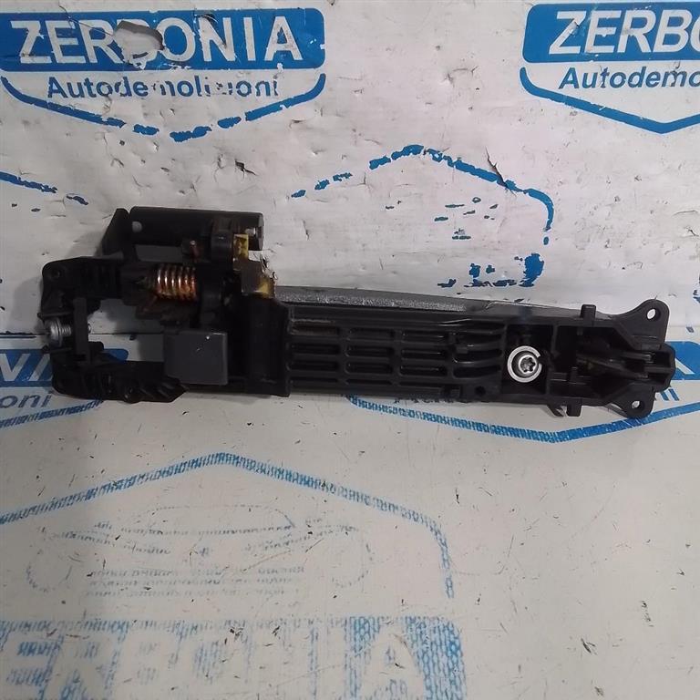 MANIGLIA PORTA EST. ANT. SX. USATO DAL 2005 AL 2009 FIAT SEDICI (2006) - immagine 2