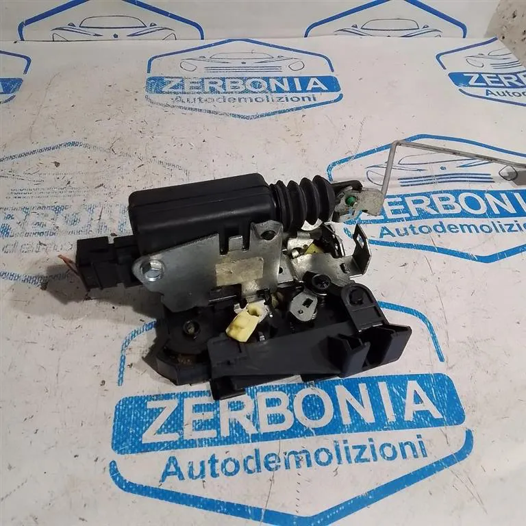 SERRATURA PORTA ANT. SX. USATO DACIA SANDERO «I» (2008) - immagine 3