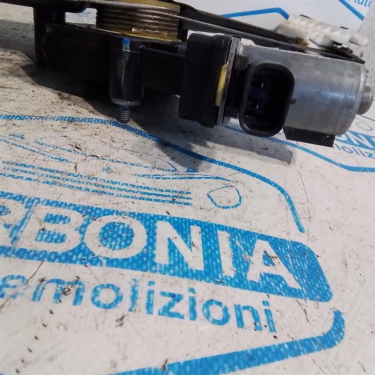 ALZACRISTALLO PORTA ANT. DX. USATO DAL 2012 FIAT PANDA «III» (2012) - immagine 5