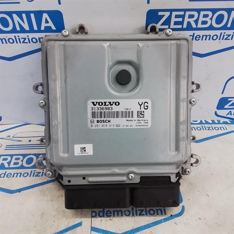 CENTRALINA INIEZIONE USATO VOLVO XC60 «I» (2009) - immagine 3