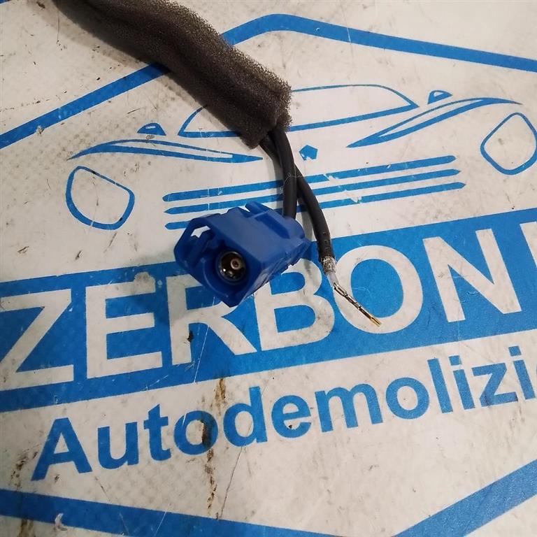 ANTENNA GPS USATO NISSAN JUKE «II» (2019) - immagine 5