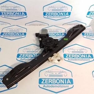 ALZACRISTALLO PORTA ANT. DX. USATO DAL 2012 FIAT PANDA «III» (2012)