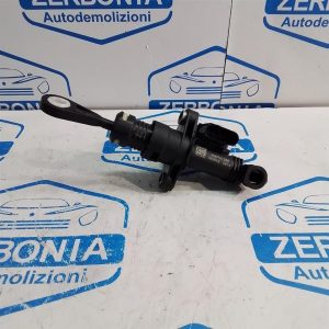 POMPA FRIZIONE USATO VOLKSWAGEN POLO &laquo;VII&raquo; (2017)