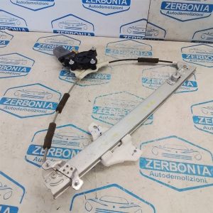 ALZACRISTALLO PORTA ANT. DX. USATO HYUNDAI I20 «II» (2014)