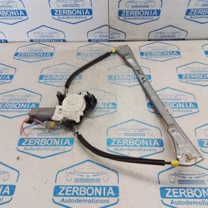 ALZACRISTALLO PORTA ANT. DX. USATO DAL 2003 RENAULT CLIO «II» (1999)