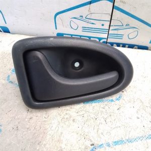MANIGLIA PORTA INT. ANT. SX. USATO DAL 2003 RENAULT CLIO «II» (1999)