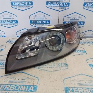 PROIETTORE ANT. SX. USATO AL 2008 VOLVO V50 (2004)