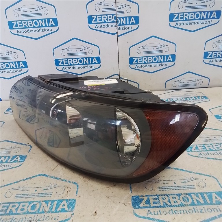 PROIETTORE ANT. SX. USATO AL 2008 VOLVO V50 (2004) - immagine 2
