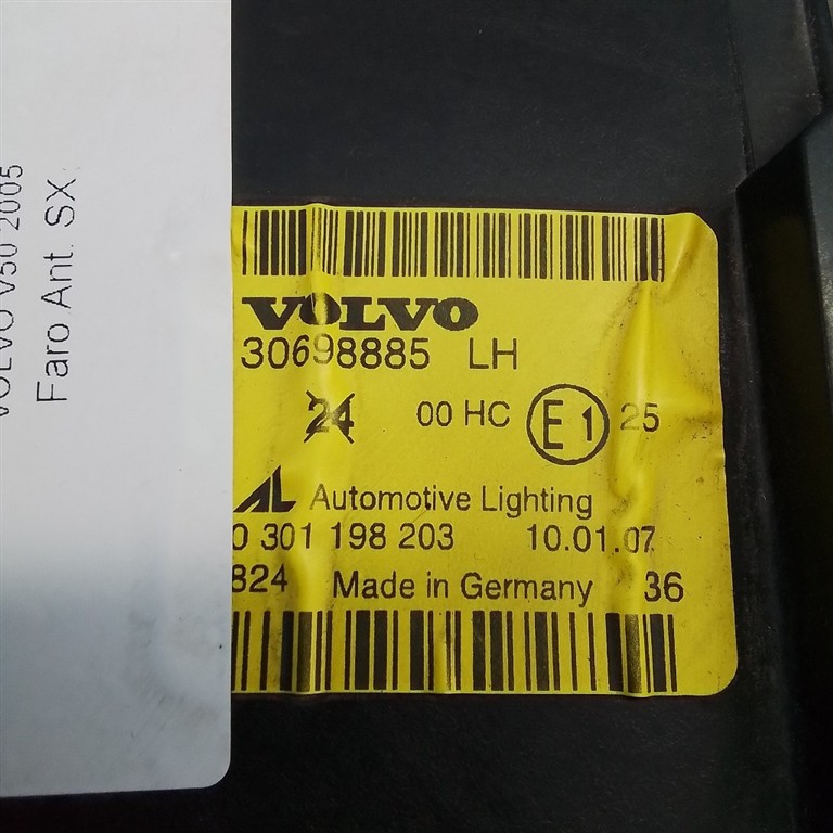 PROIETTORE ANT. SX. USATO AL 2008 VOLVO V50 (2004) - immagine 4