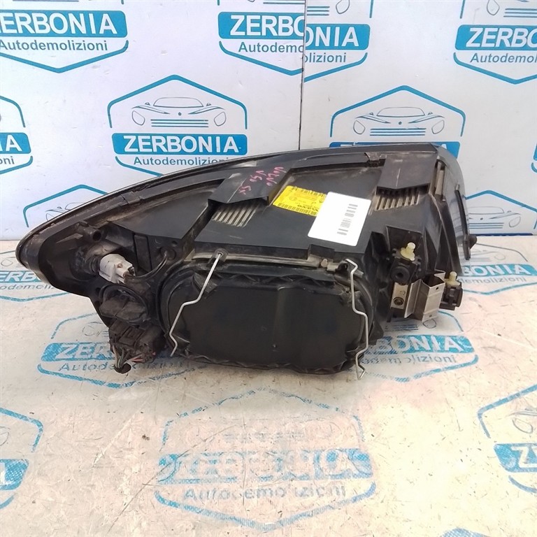 PROIETTORE ANT. SX. USATO AL 2008 VOLVO V50 (2004) - immagine 5