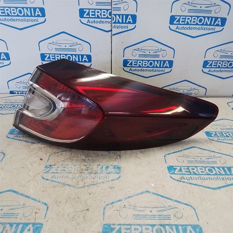 FANALE EST. POST. DX. USATO RENAULT MÉGANE «III» SW (2009) - immagine 2