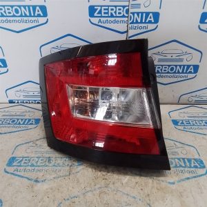 FANALE POST. SX. USATO SKODA FABIA «NJ5» SW (2014)