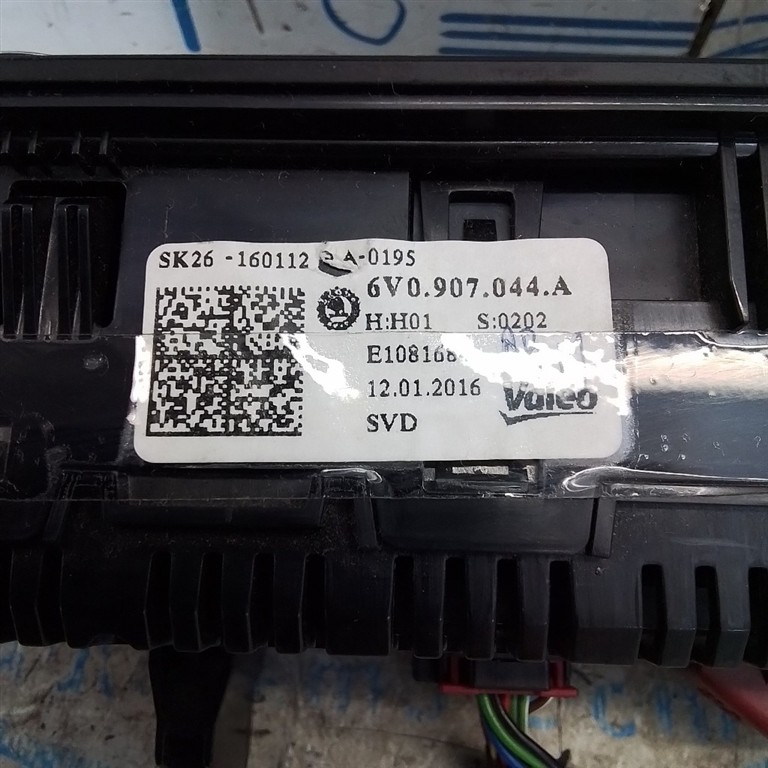 COMANDO RISCALDAMENTOA/C AUTOMATICO USATO SKODA FABIA «NJ5» SW (2014) - immagine 3