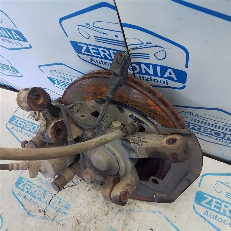 MOZZO RUOTA ANT. SX. USATO SMART FORTWO COUPÉ «453» (2019) - immagine 3