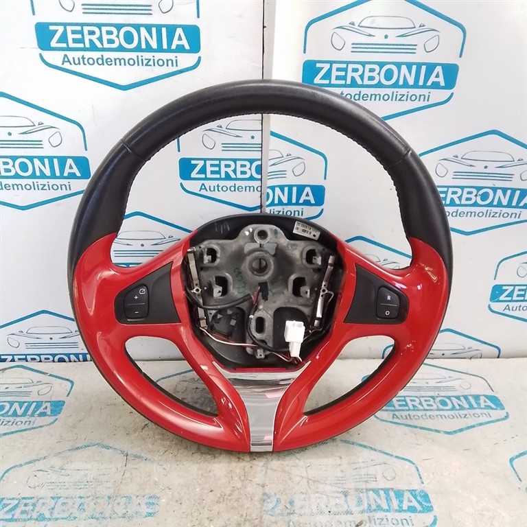 VOLANTE USATO RENAULT CLIO «IV» (2013)