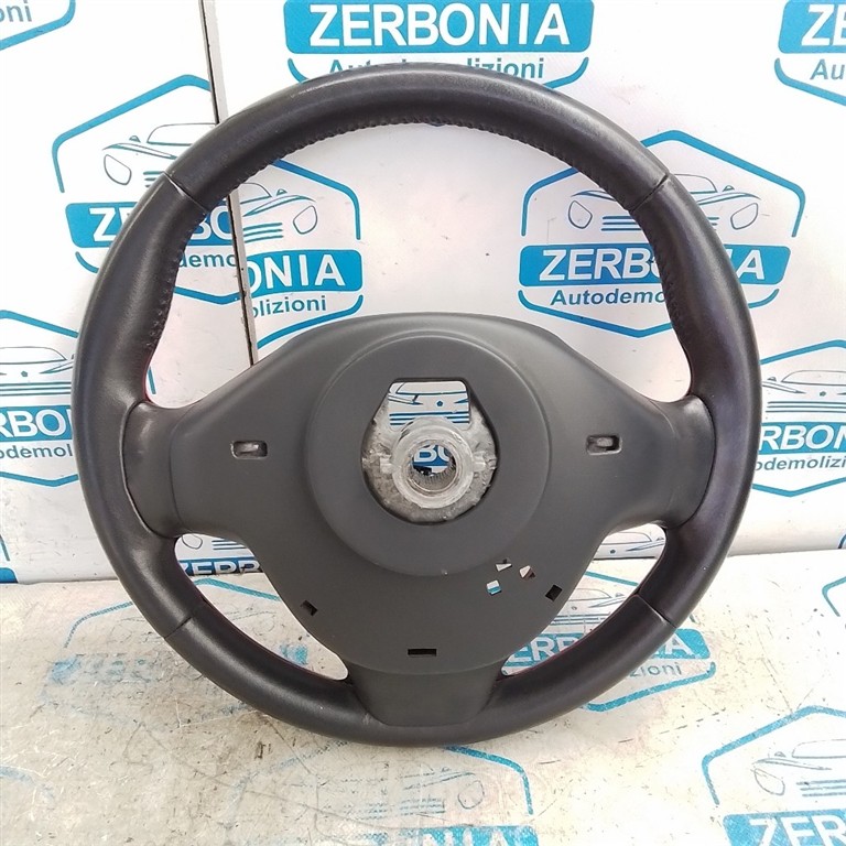 VOLANTE USATO RENAULT CLIO «IV» (2013) - immagine 4