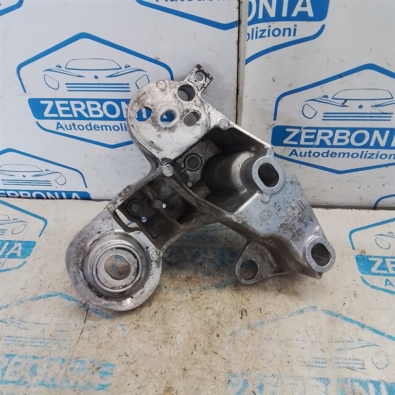 SUPPORTO MOTORE ANT. DX. USATO AUDI A4 «8ED» AVANT (2005) - immagine 3