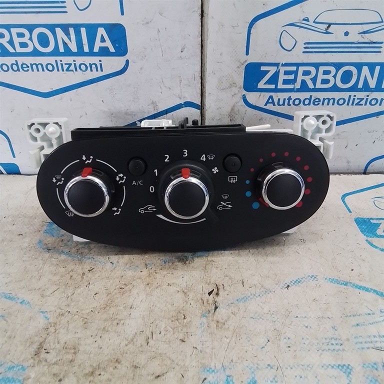 COMANDO RISCALDAMENTOA/C MANUALE USATO DACIA SANDERO STEPWAY «II» (2013)