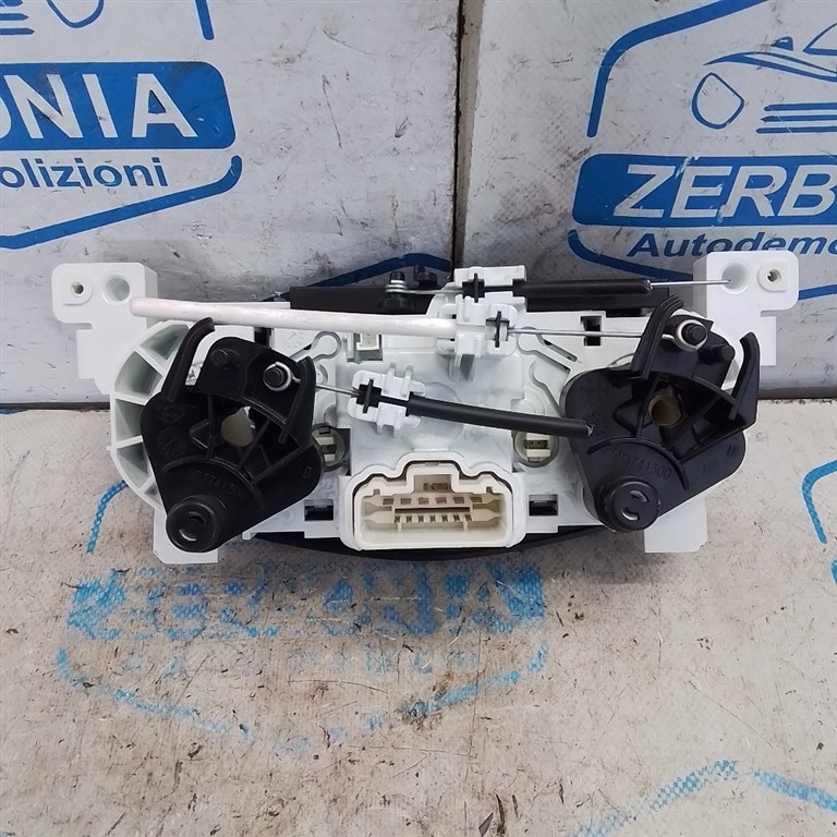 COMANDO RISCALDAMENTOA/C MANUALE USATO DACIA SANDERO STEPWAY «II» (2013) - immagine 2