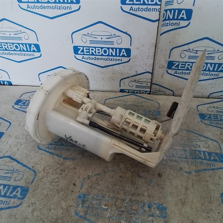 POMPA CARBURANTE USATO TOYOTA YARIS «IV» (2012) - immagine 4