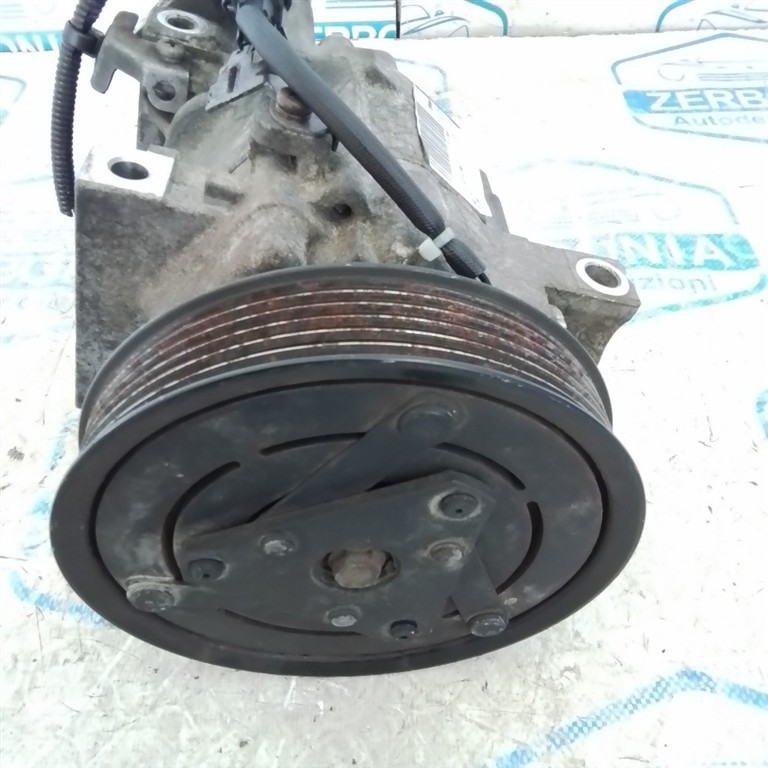 COMPRESSORE A/C USATO DACIA SANDERO STEPWAY «II» (2013) - immagine 4