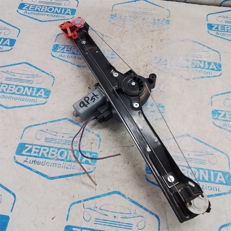 ALZACRISTALLO PORTA ANT. SX. USATO FIAT GRANDE PUNTO (2006) - immagine 3