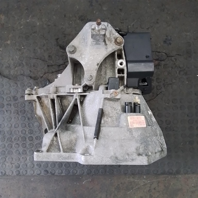 CAMBIO MANUALE USATO FORD FIESTA «V» (2002) - immagine 2