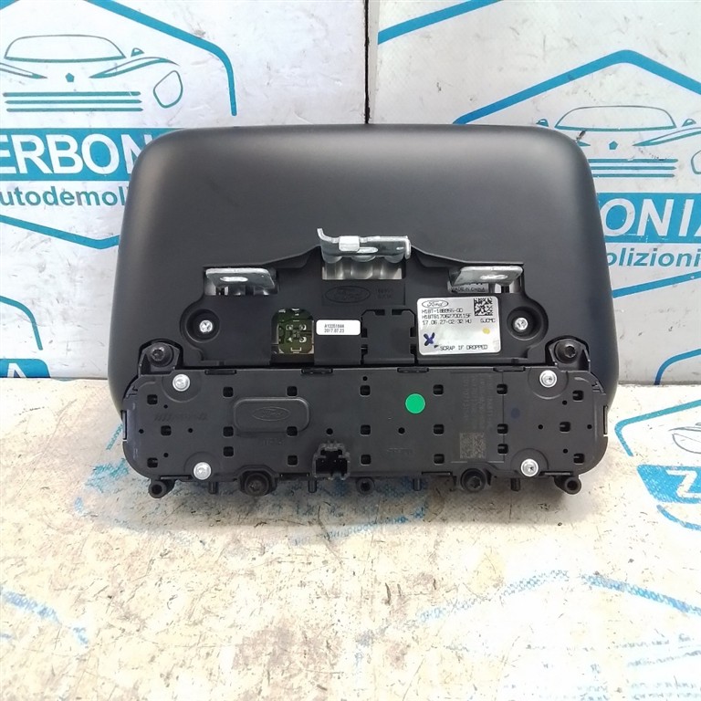 DISPLAY MULTIMEDIALE USATO FORD FIESTA «VII» (2017) - immagine 2