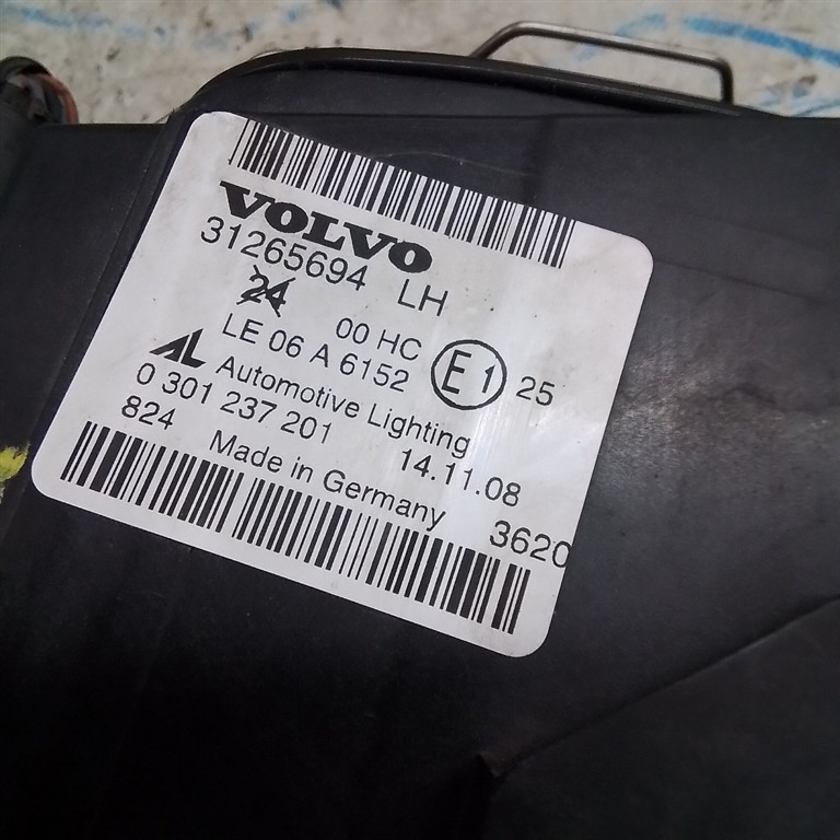 PROIETTORE ANT. SX. USATO DAL 2008 VOLVO V50 (2004) - immagine 4