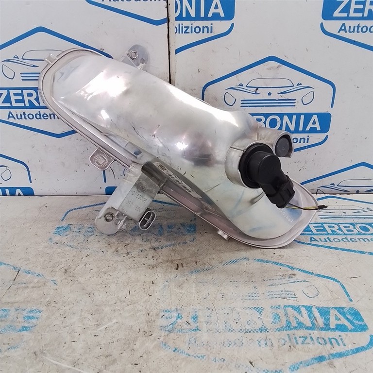 FANALINO LUCE DIURNA ANT. DX. USATO FIAT PANDA «III» (2012) - immagine 3