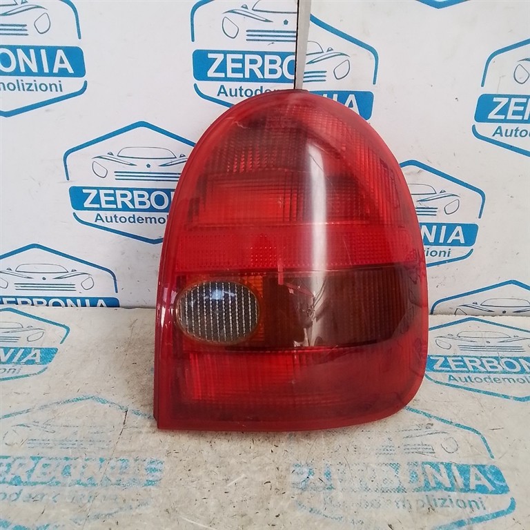 FANALE POST. DX. USATO OPEL CORSA «B» (1993)