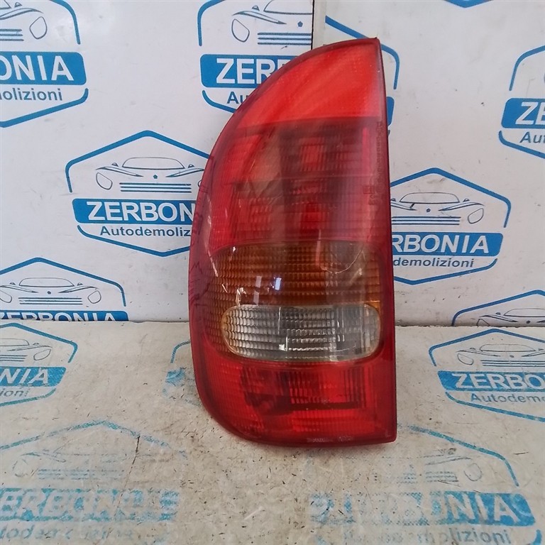 FANALE POST. SX. USATO OPEL CORSA «B» (1993)