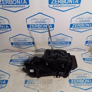 ASTA LEVA CAMBIO USATO TOYOTA YARIS «IV» (2017)